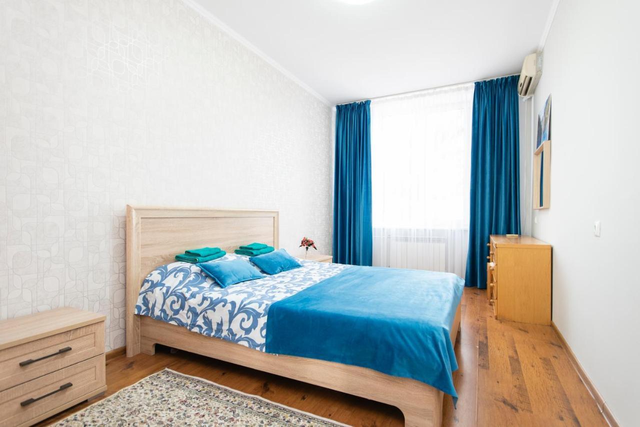 Comfortable Apartment In The Golden Square. Almatý Exterior foto